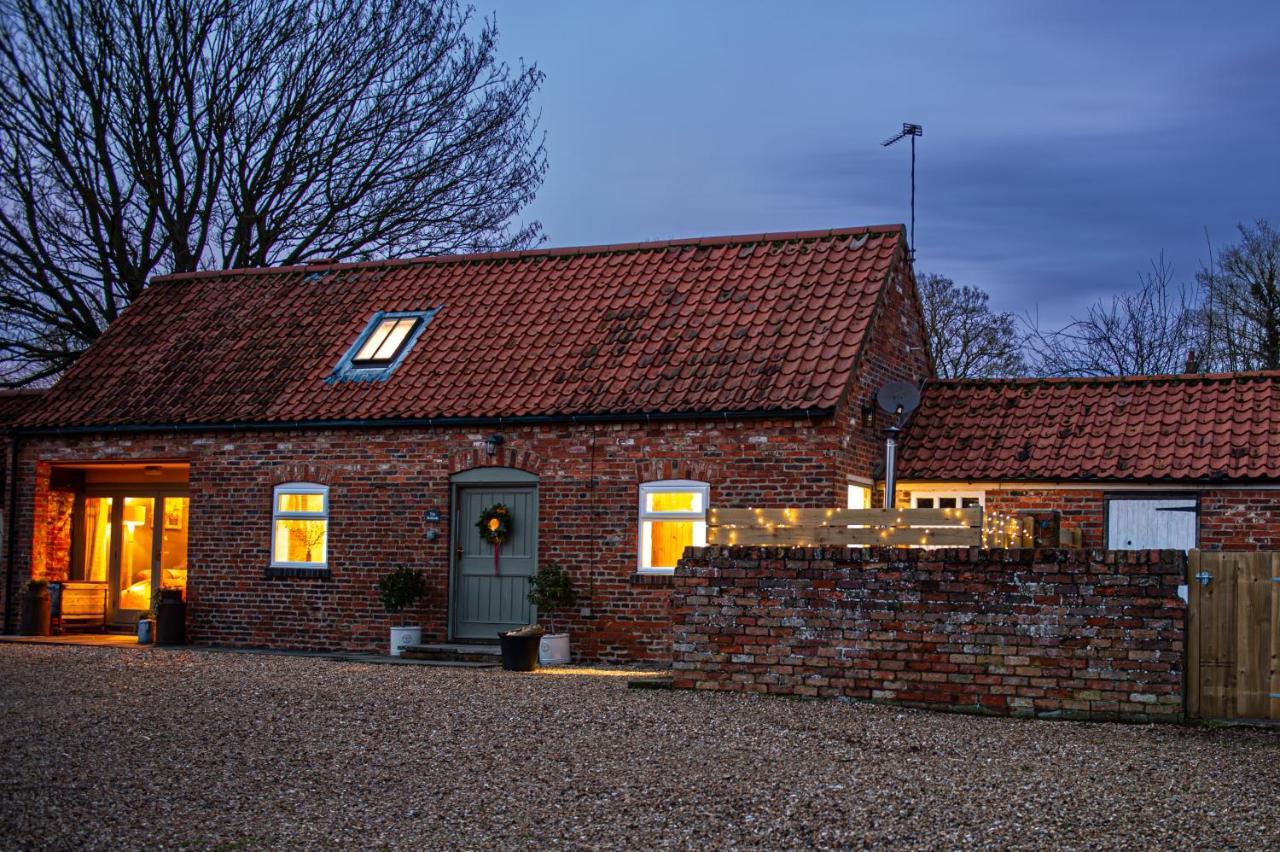 The Bolthole Barn With Wood-Fired Hot Tub Villa Glentworth Exterior photo